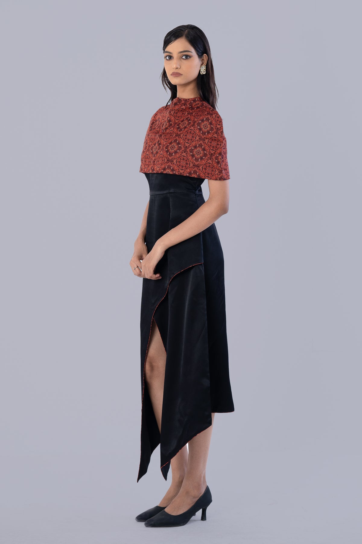 Mystic-Rust Tailored Cape